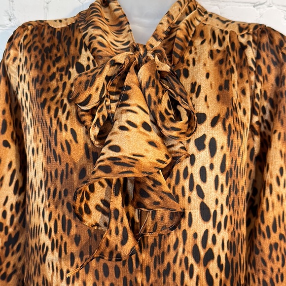 New York & Co animal print button down blouse - Picture 4 of 10